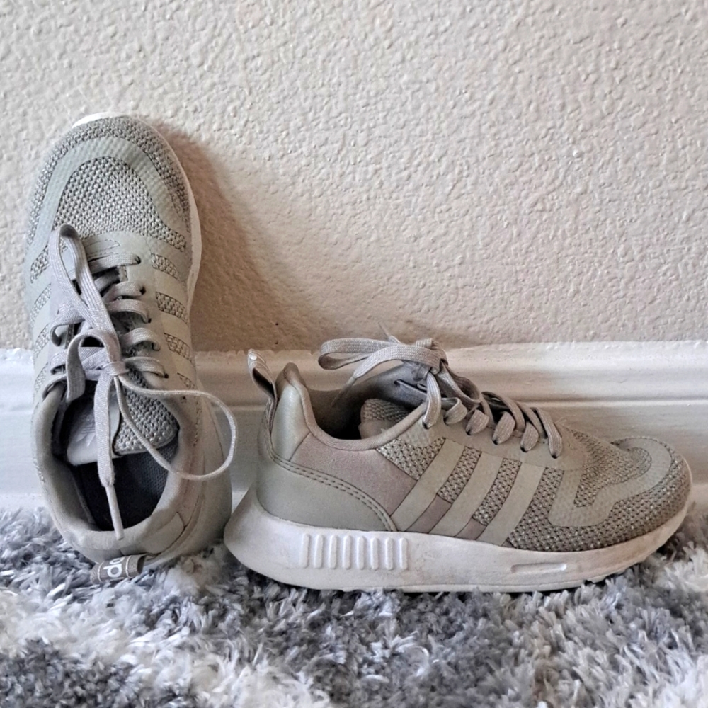 Adidas Sneakers size 11 Green